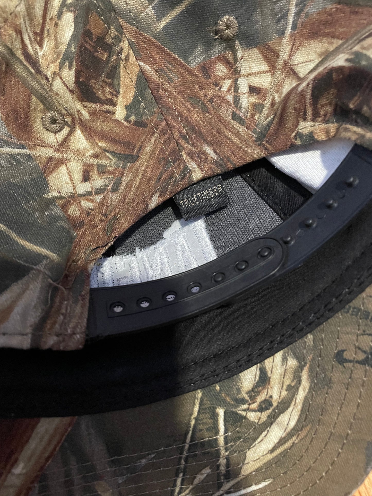 tru timber language hat